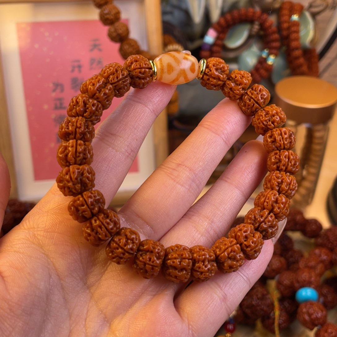 金刚菩提吊坠11sm       mn   b