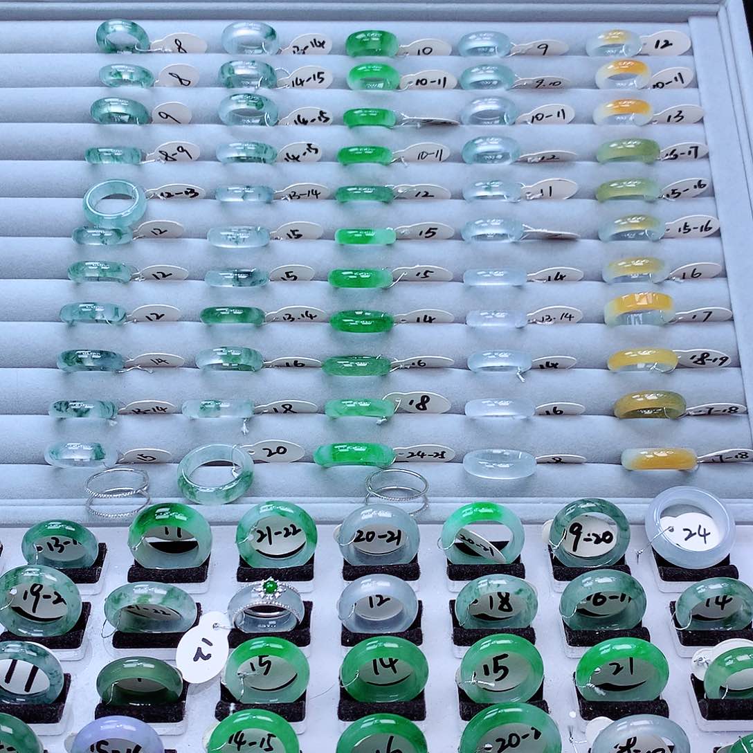 翡翠戒指未镶嵌翡翠