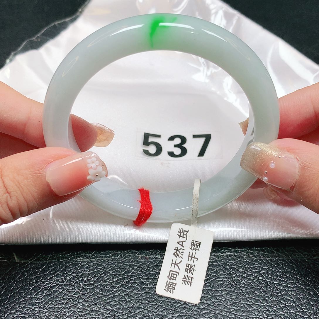 未镶嵌手镯翡翠正圈