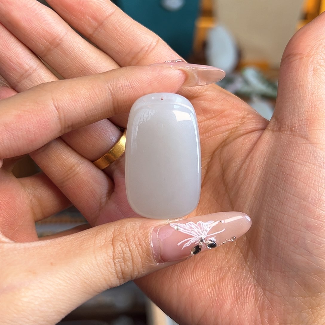 和田玉吊坠(不含链)未镶嵌三*赠绳