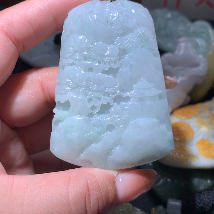 翡翠未镶嵌颈饰保真天然A货翡翠