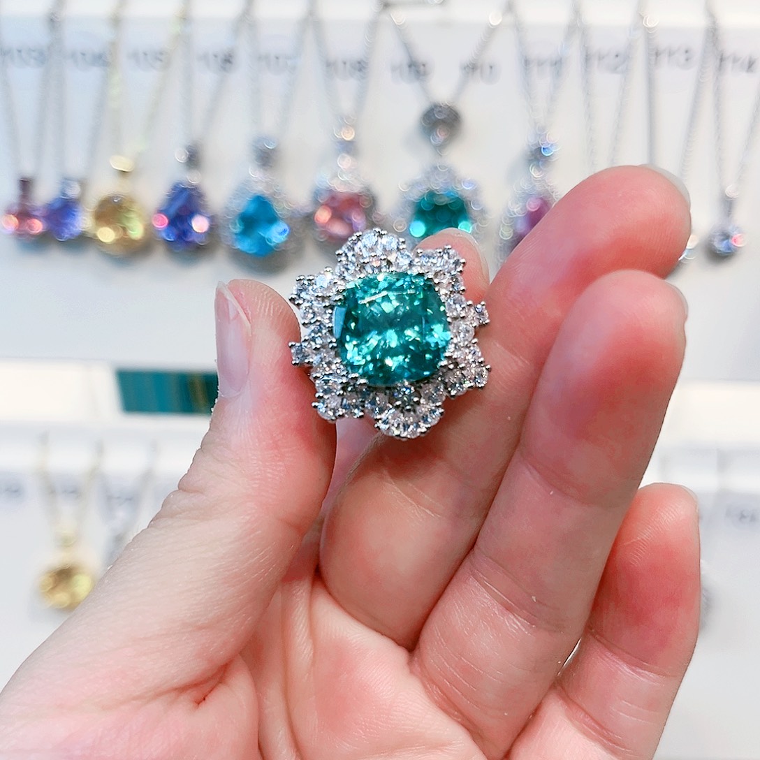 痴****戒指托帕石足银镶嵌