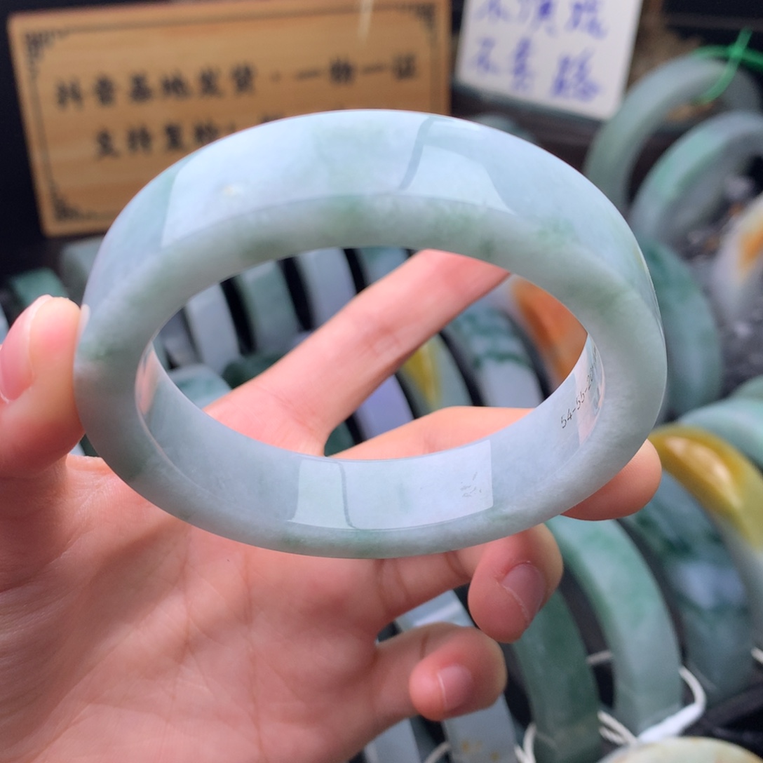 定制翡翠未镶嵌手镯定制不退不换