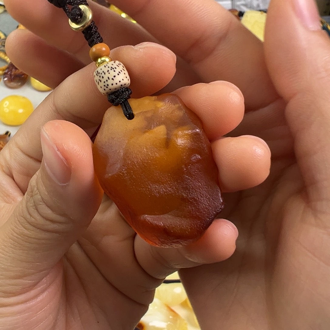 蜜蜡裸石未镶嵌蜜蜡