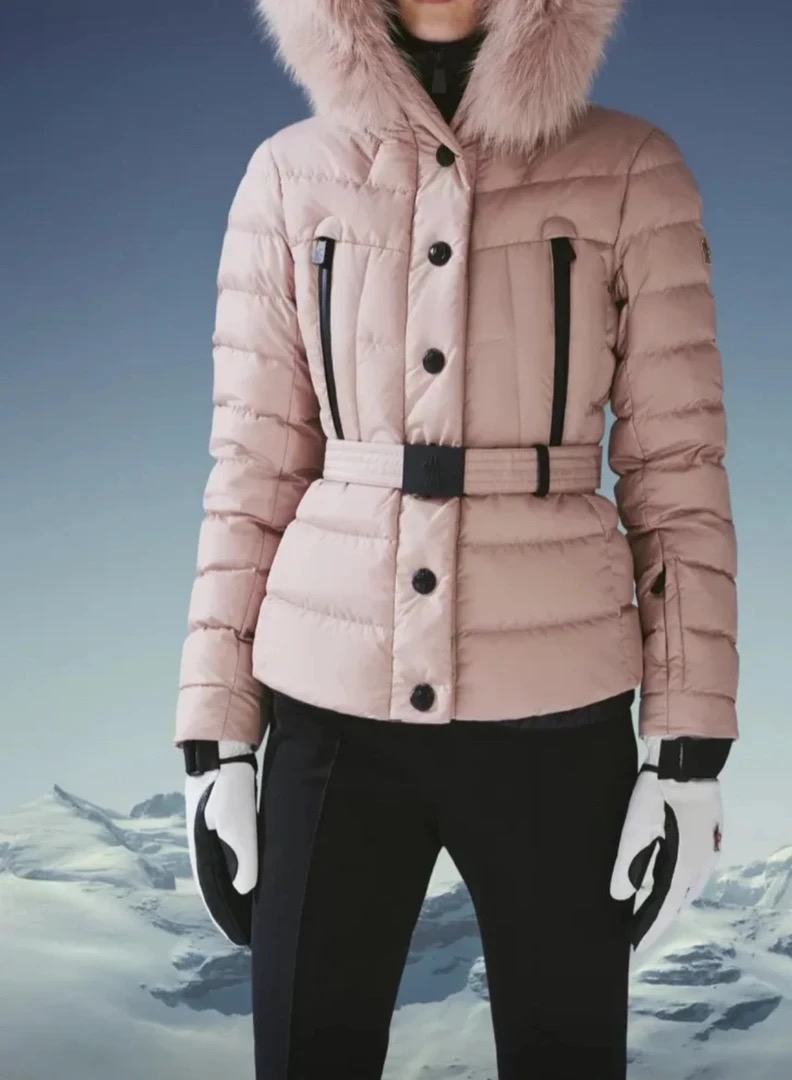 99新 MONCLER 易梦玲同款羽绒服滑雪服大毛领  1码 01370