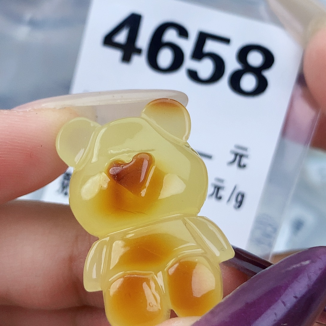 琥珀未镶嵌珠宝奇石19.4×30