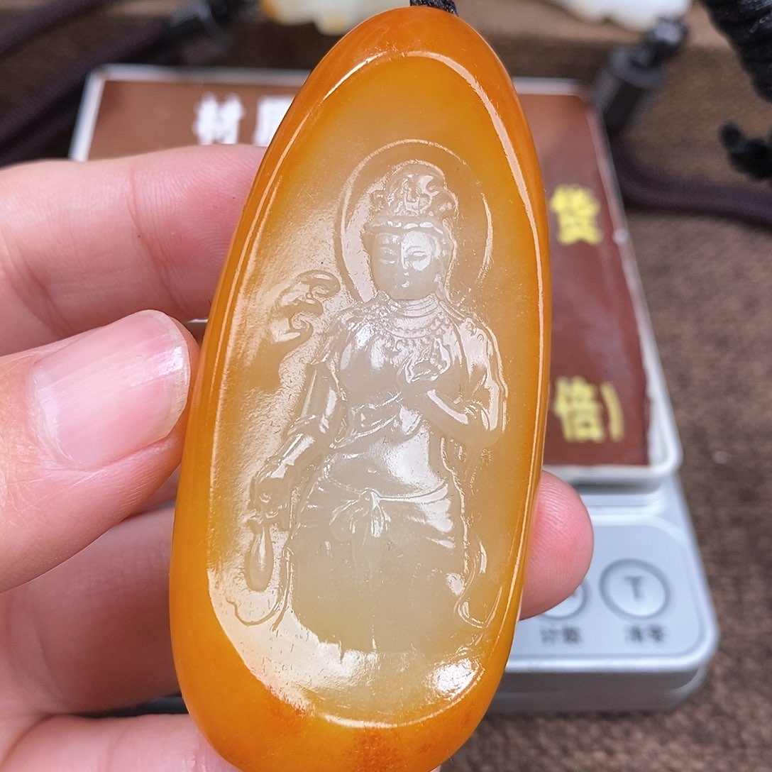 和田玉颈饰未镶嵌