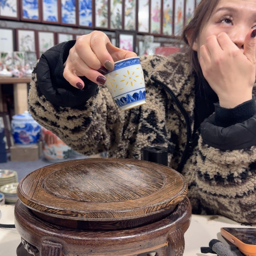 摆件瓷/////景德镇陶瓷瓷器。