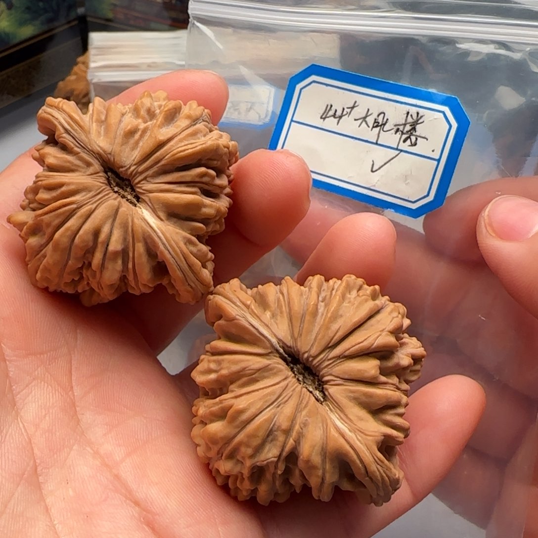 文玩核桃把件发发发