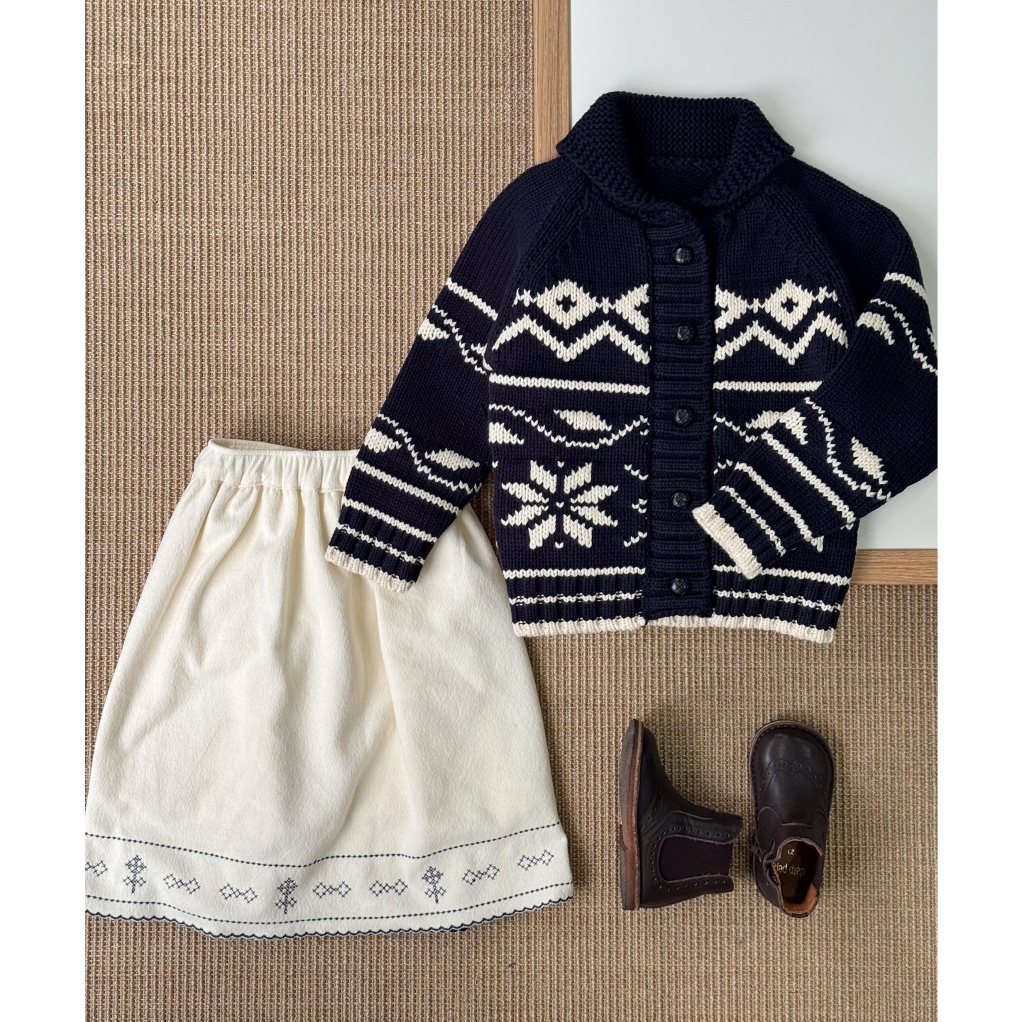 韩版费尔岛毛衣儿童秋款冬2025新款宝宝针织开衫男童女童纯色外套