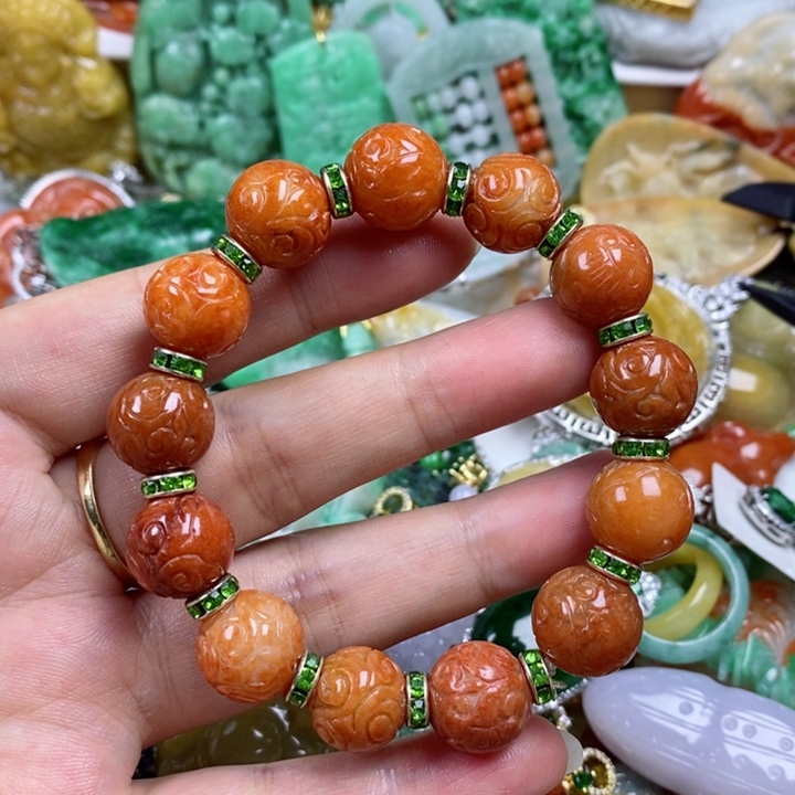 翡翠吊坠(赠链)未镶嵌皇*宝