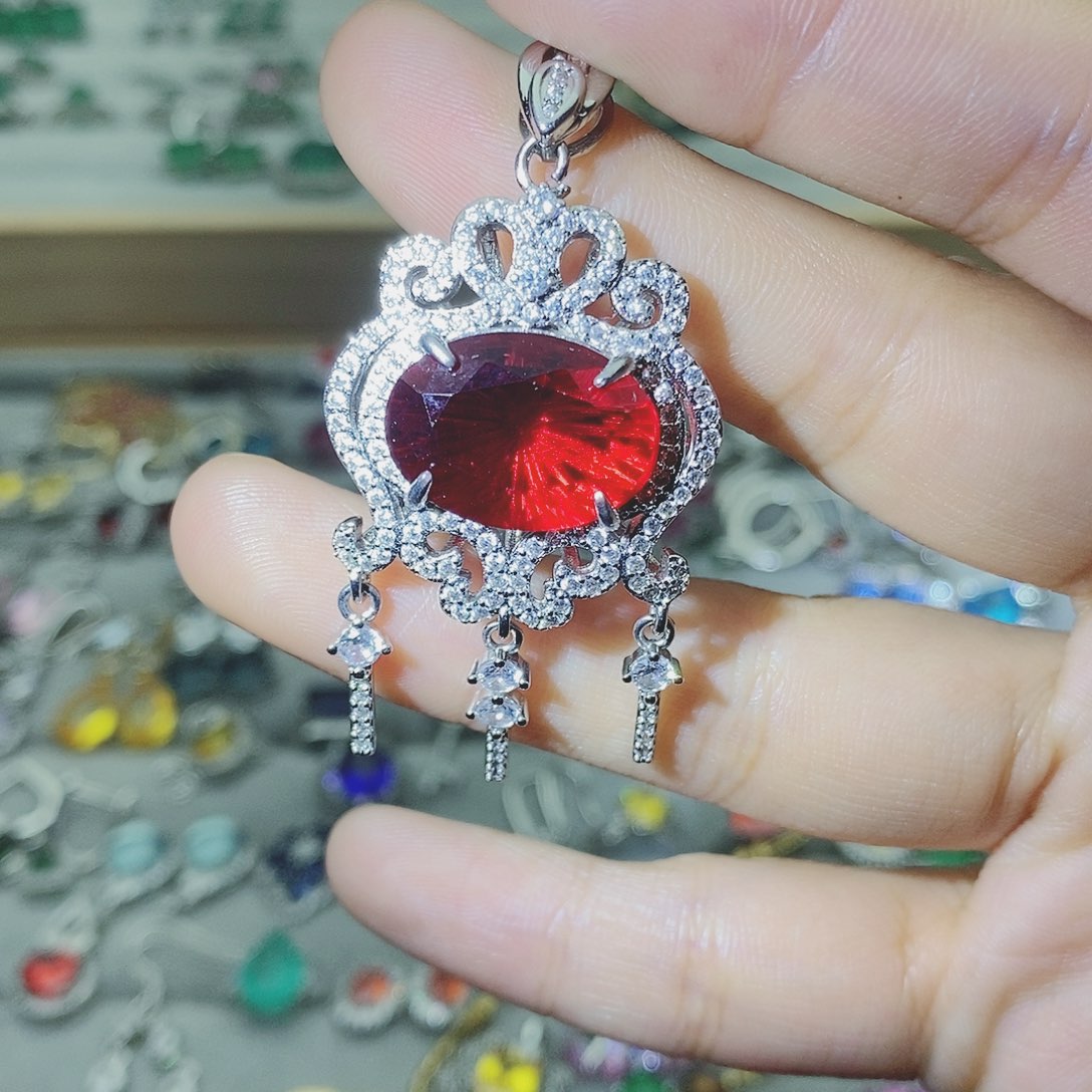 【闪购商品】托帕石耳饰银S925镶嵌