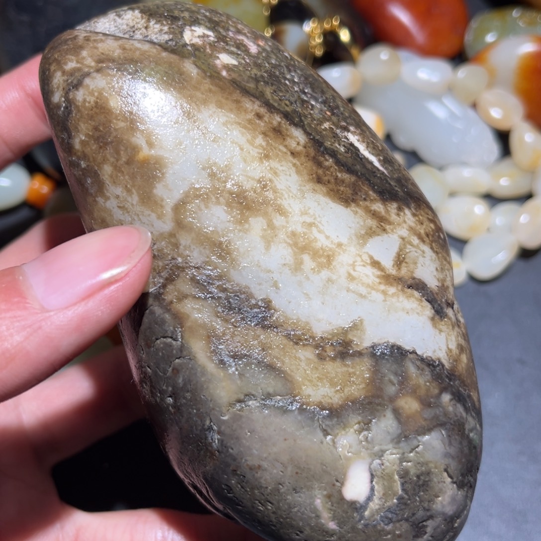 和田玉未镶嵌珠宝奇石