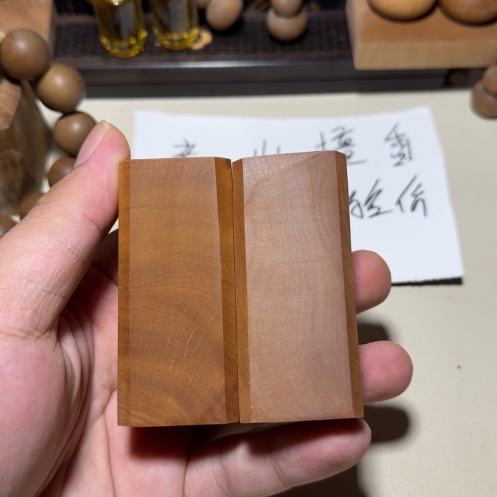 老山檀香横纹手把件约80g奶香