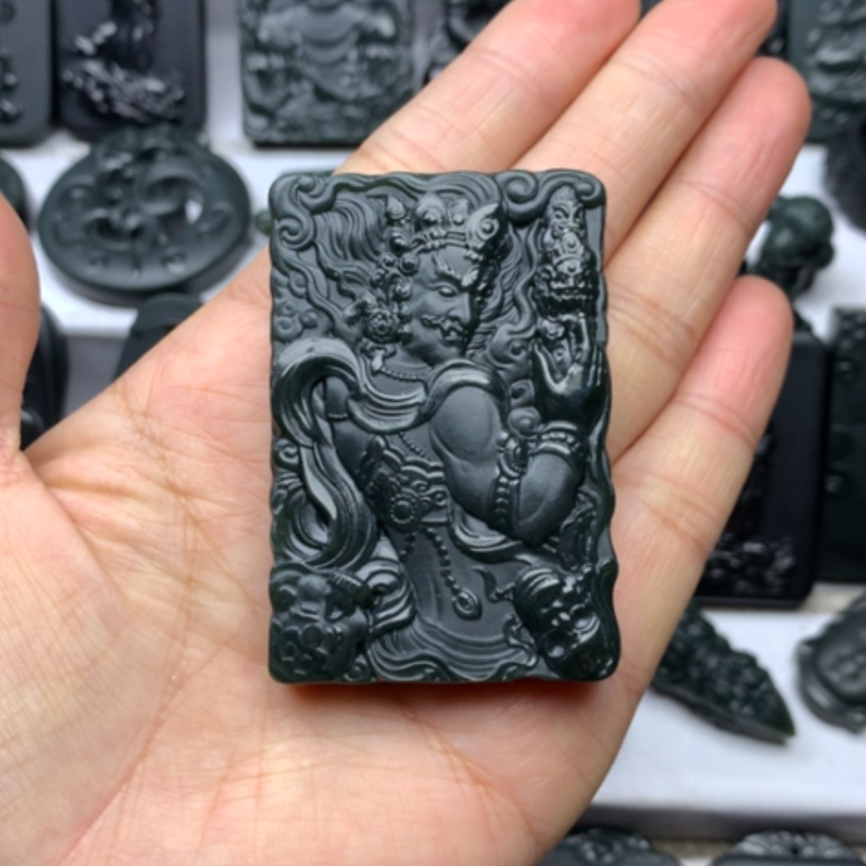 【闪购商品】和田玉颈饰未镶嵌双面雕刻