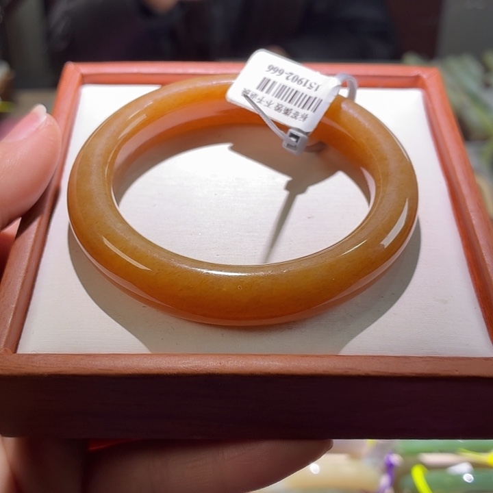 和田玉未镶嵌手镯28 55.56