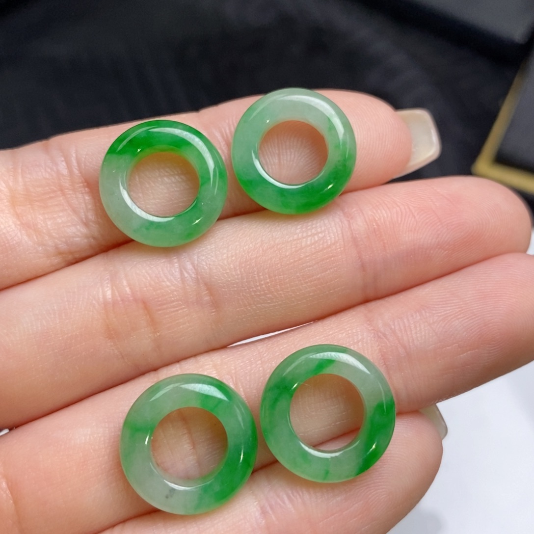 未镶嵌翡翠耳饰圈圈裸石 多样性一对发货