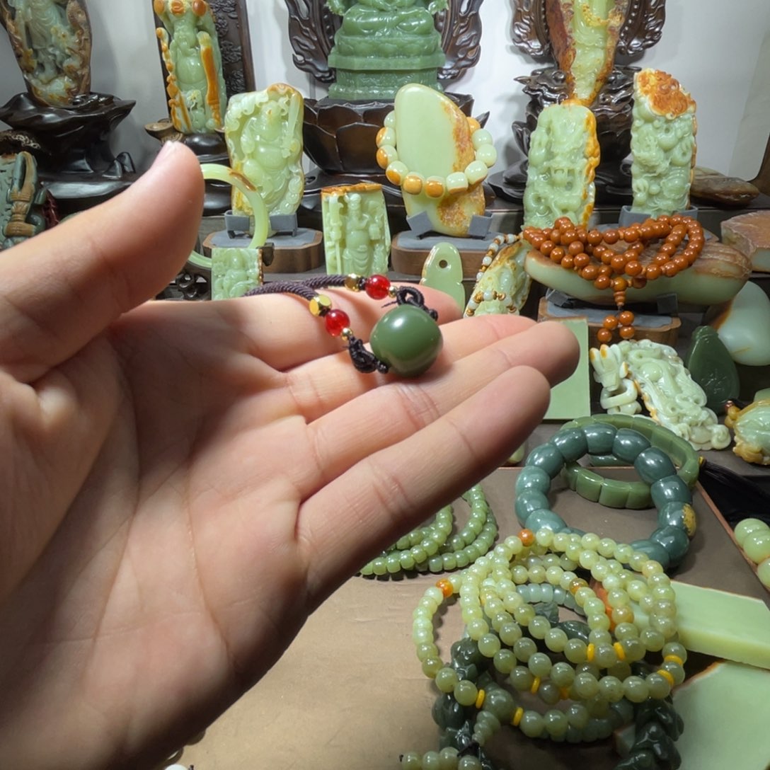 透闪石质玉单珠未镶嵌恰*