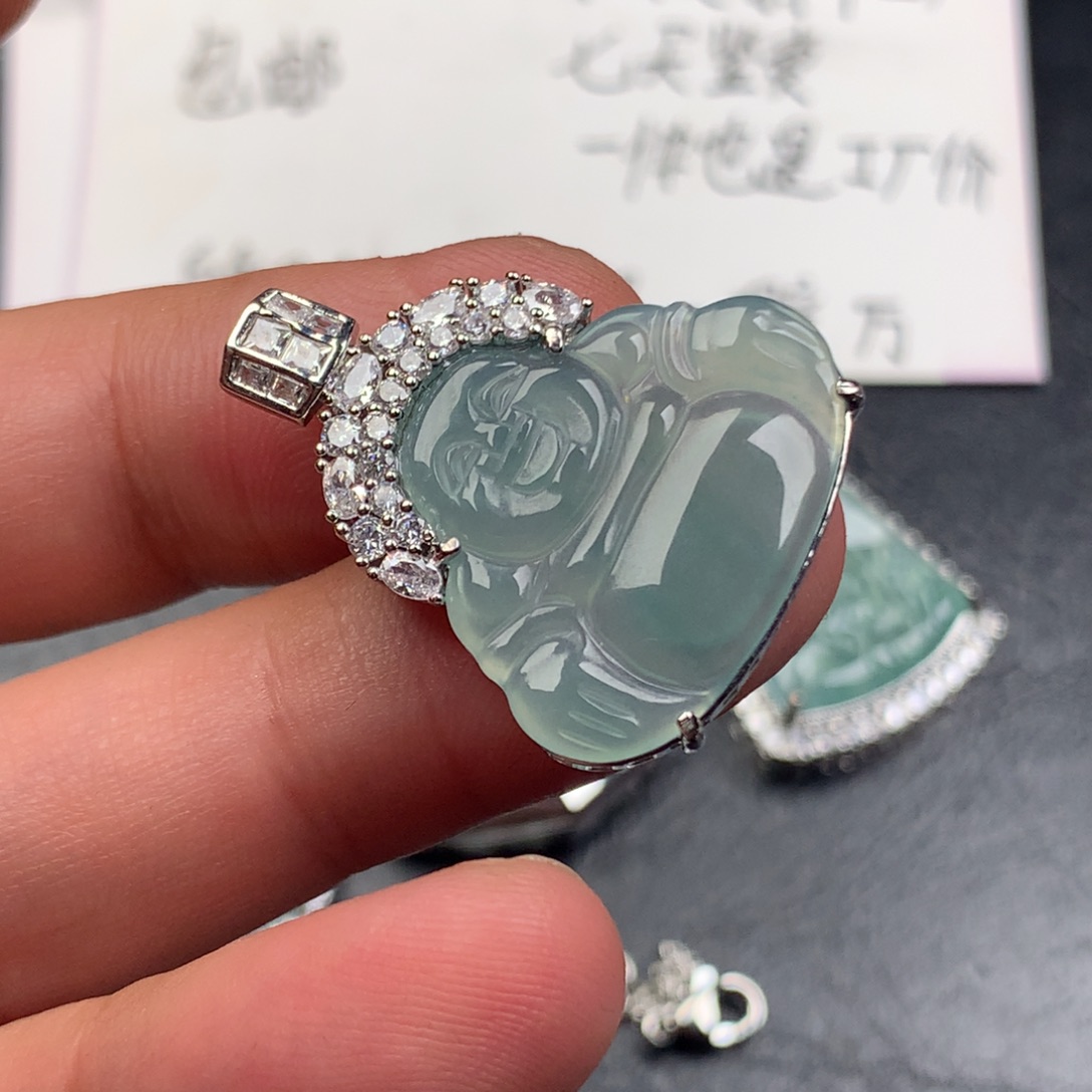 颈饰未镶嵌翡翠大佛公