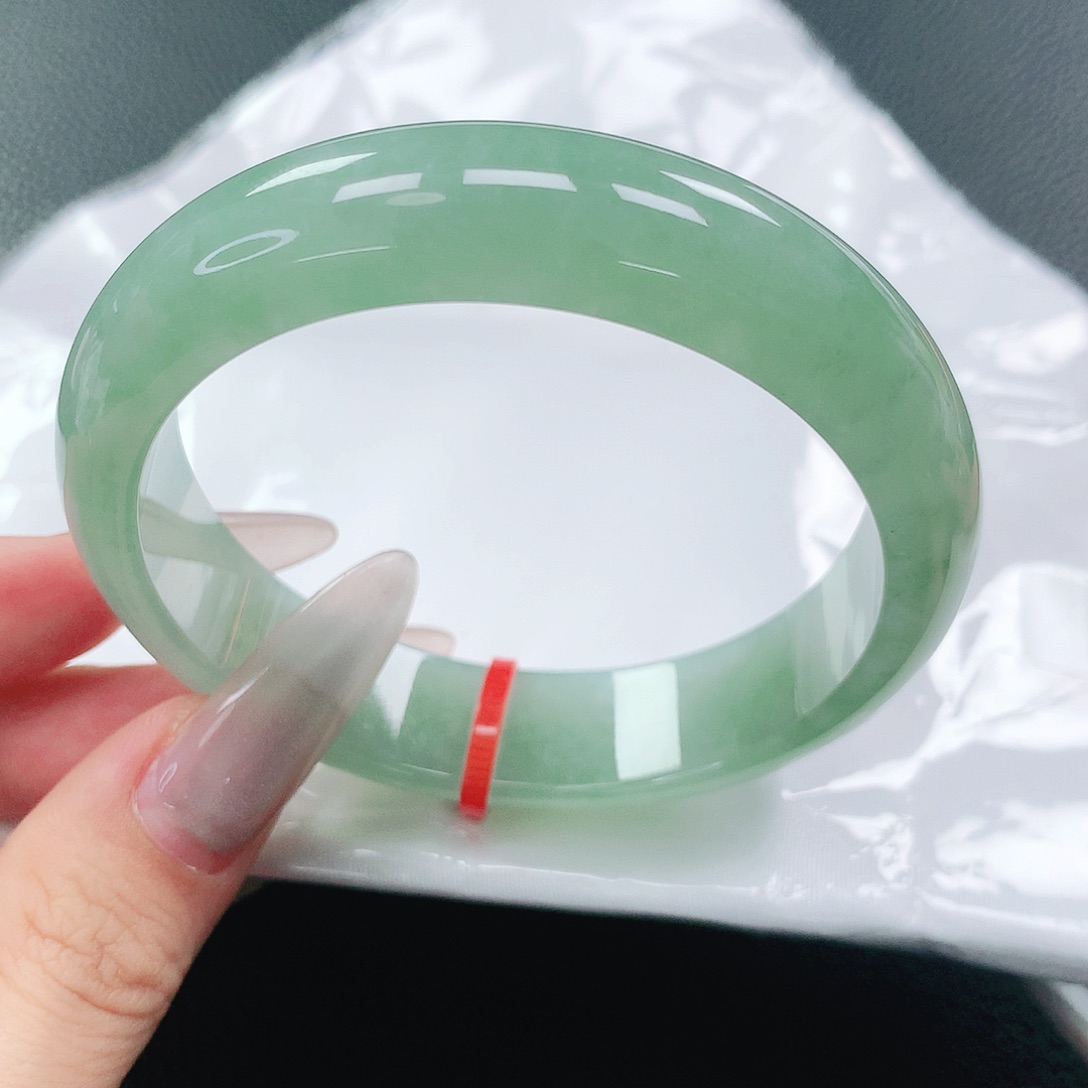 翡翠手镯未镶嵌涵56圈