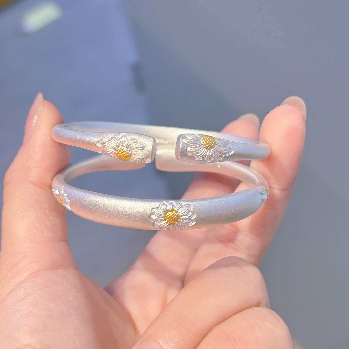 足银手镯 足银9999小雏菊国风新中式开口实心手镯