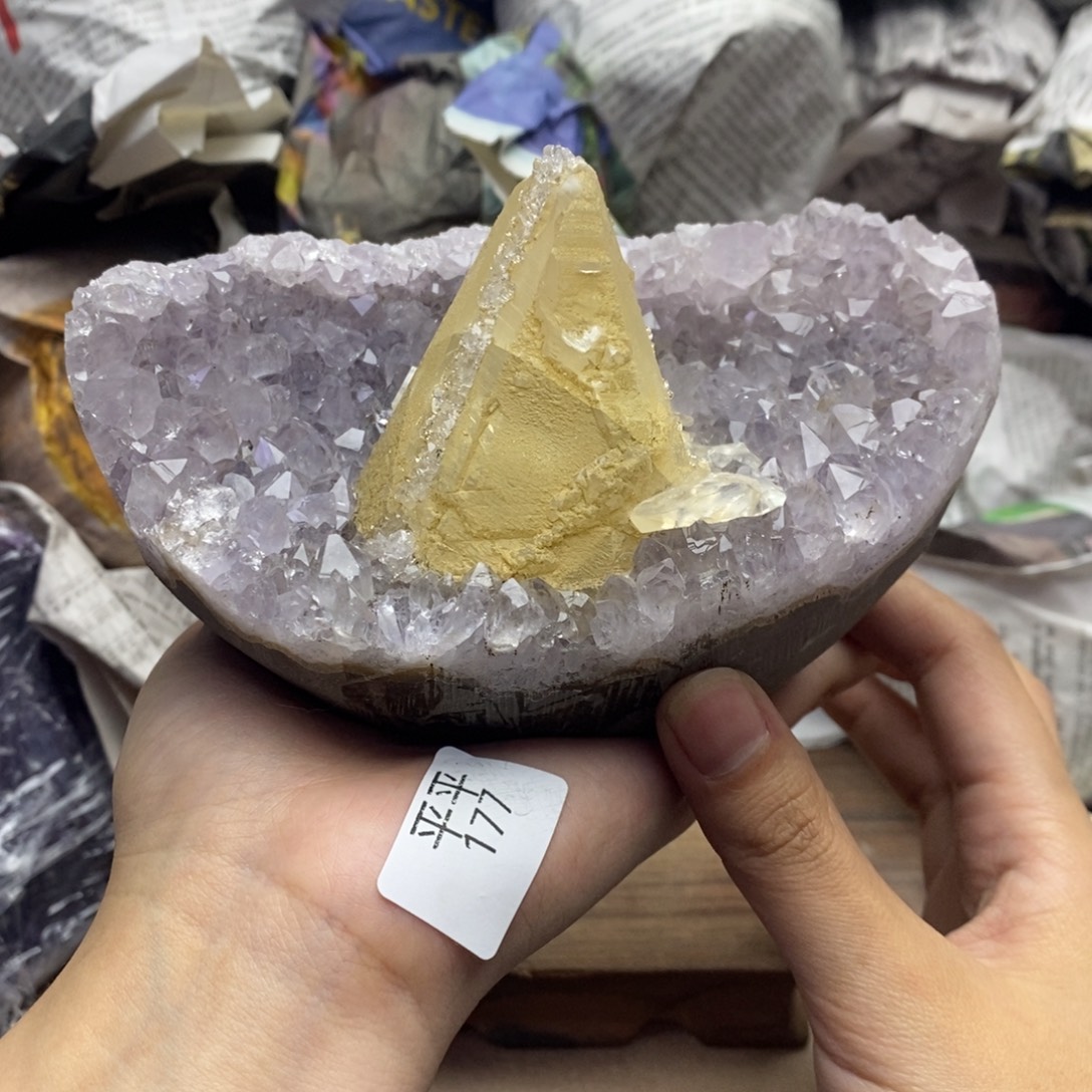 大型摆件（非配饰）未镶嵌紫晶