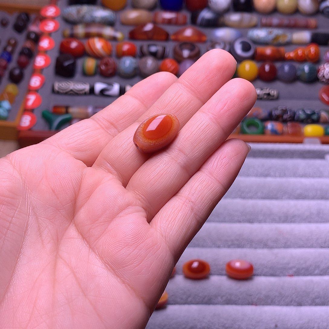 童***3玛瑙/玉髓未镶嵌颈饰