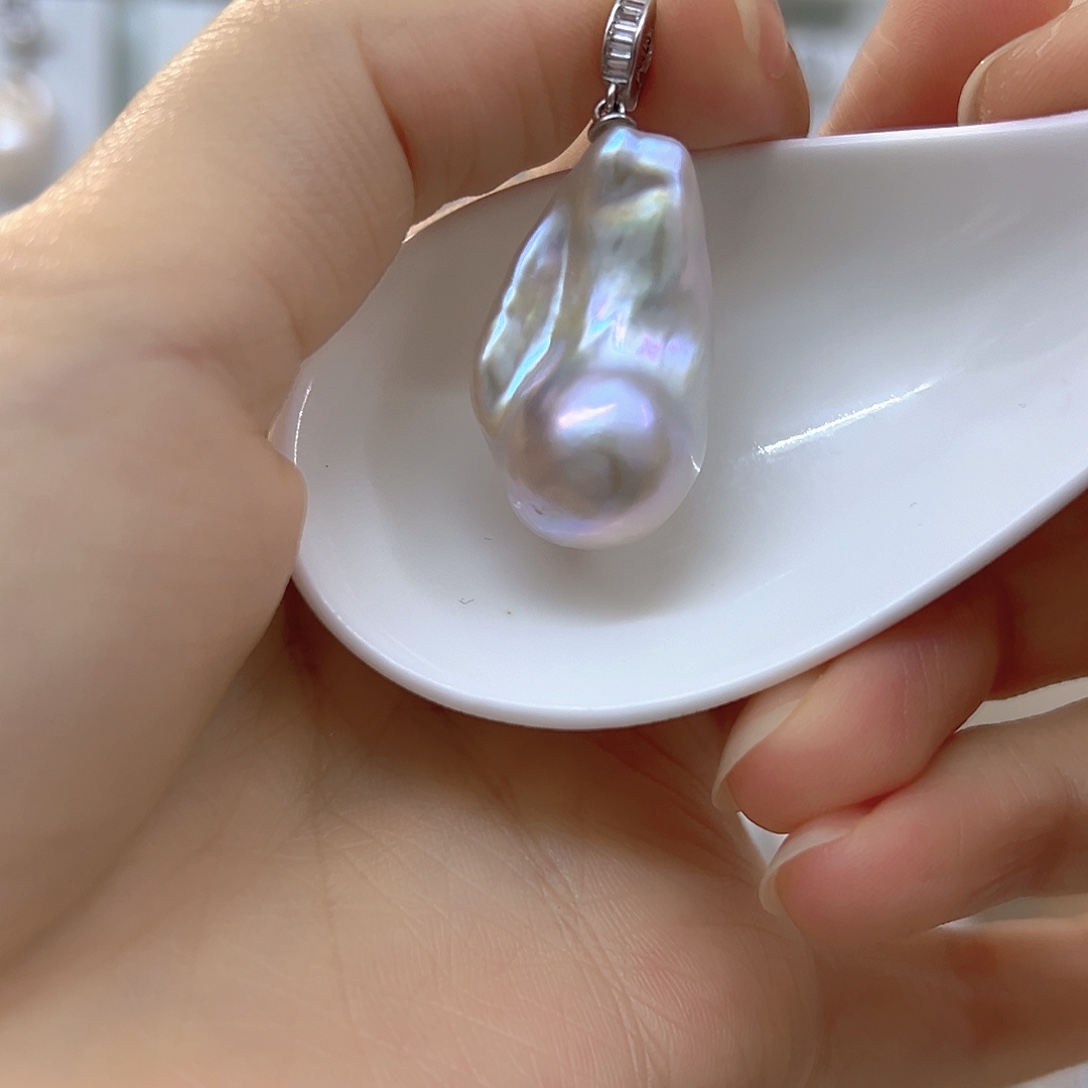 合金淡水珍珠颈饰