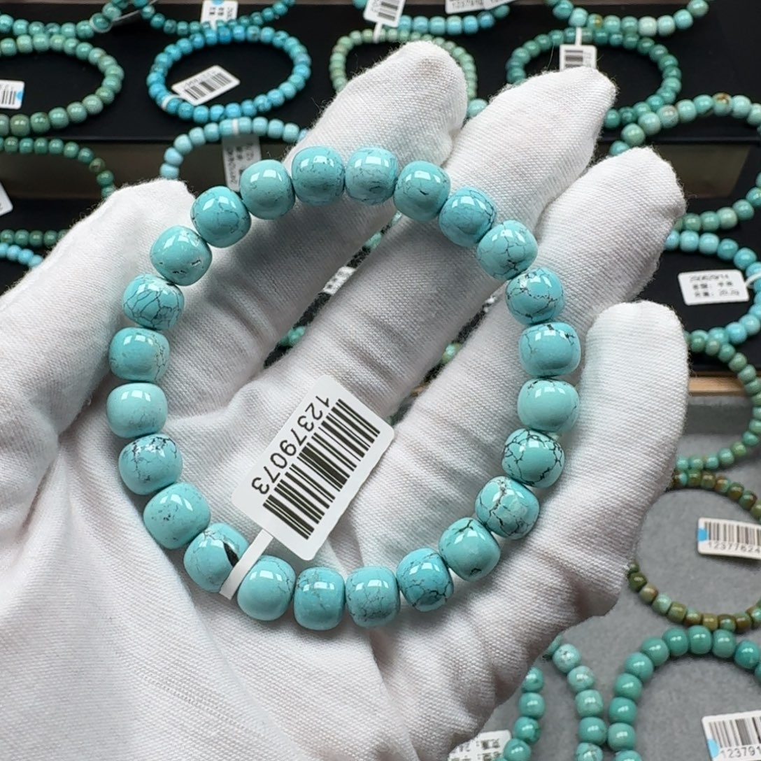 钢***人绿松石未镶嵌挂件