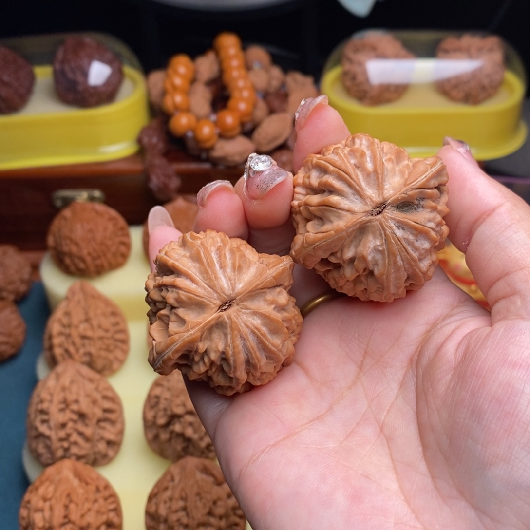 灵***克文玩核桃吊坠芭蕉扇40全