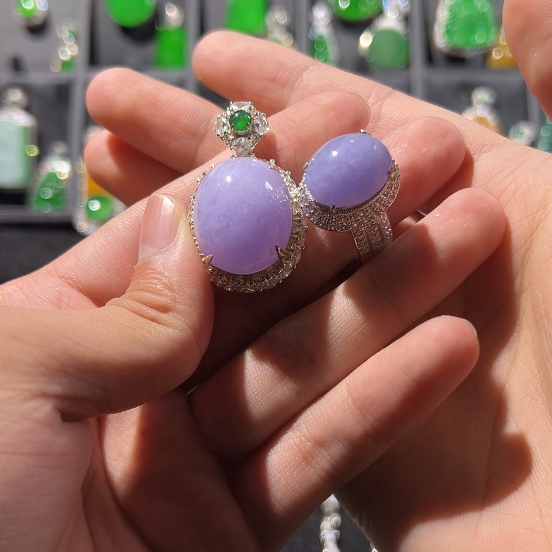 会***_翡翠未镶嵌戒指戒指