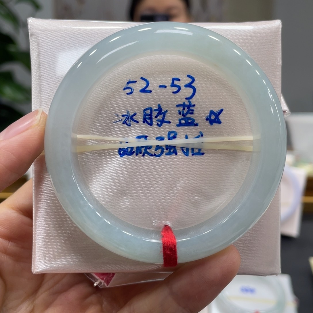 翡翠未镶嵌手镯翡翠