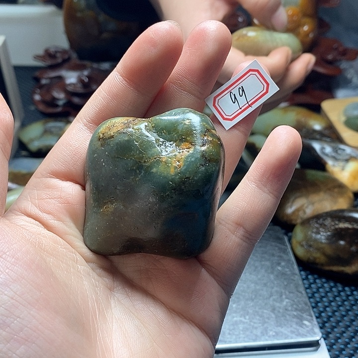 未镶嵌和田玉挂件99