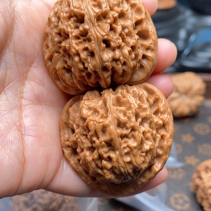 文玩核桃把件毕业南疆43尺