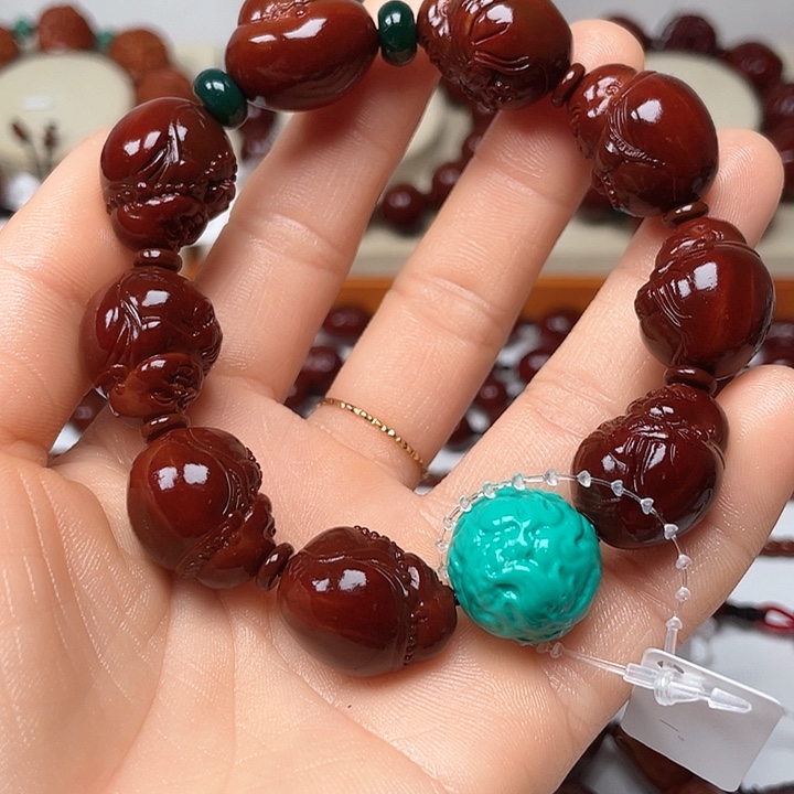 橄榄核手串包浆玉化