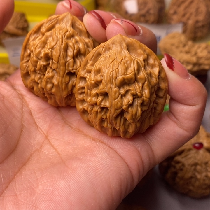 文玩核桃把件野生