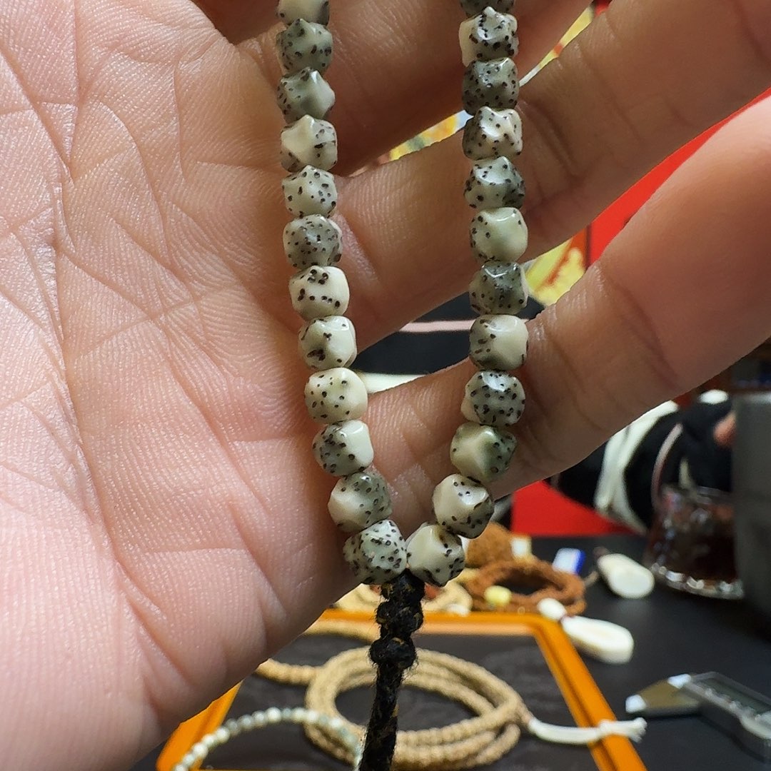 柏香籽/百香籽手串?***心