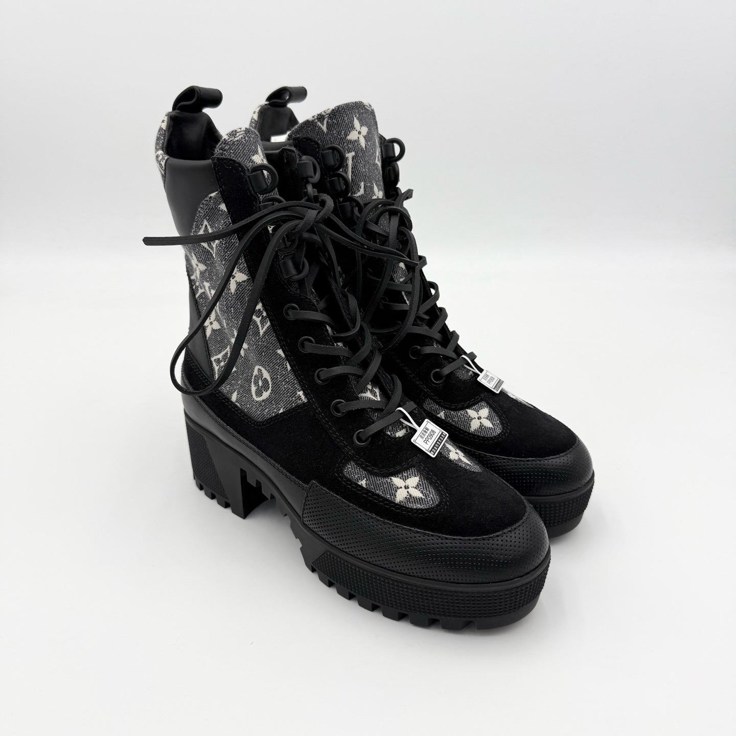 未使用 LouisVuitton/路易威登 LV/37.5码/黑灰满印高跟靴/pp0908