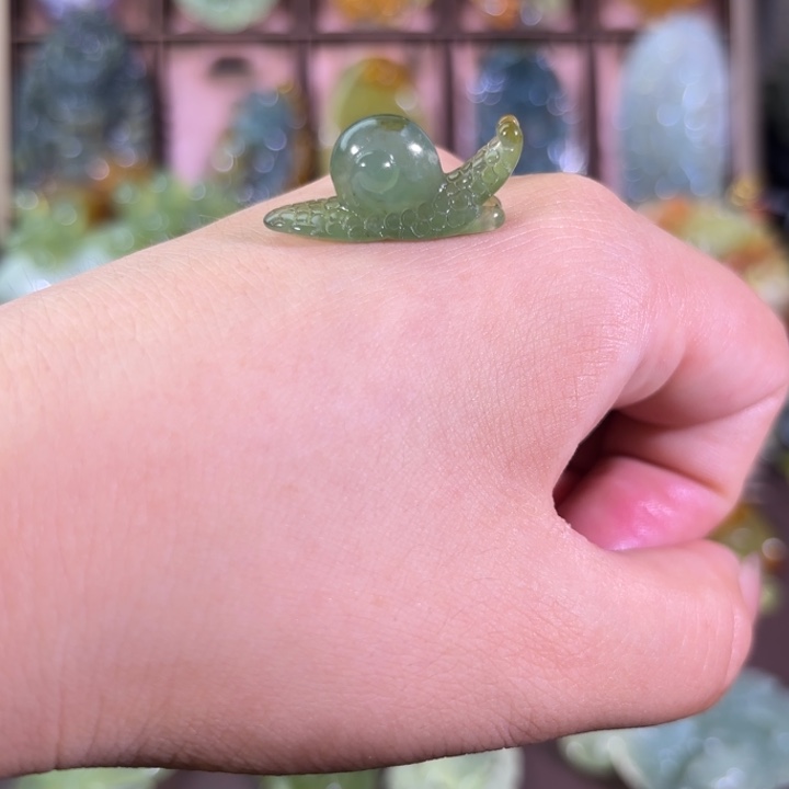 未镶嵌蛇纹石玉颈饰