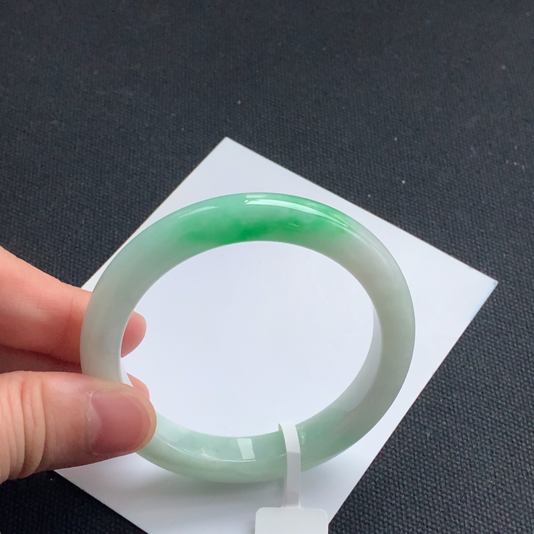 翡翠未镶嵌手镯10号