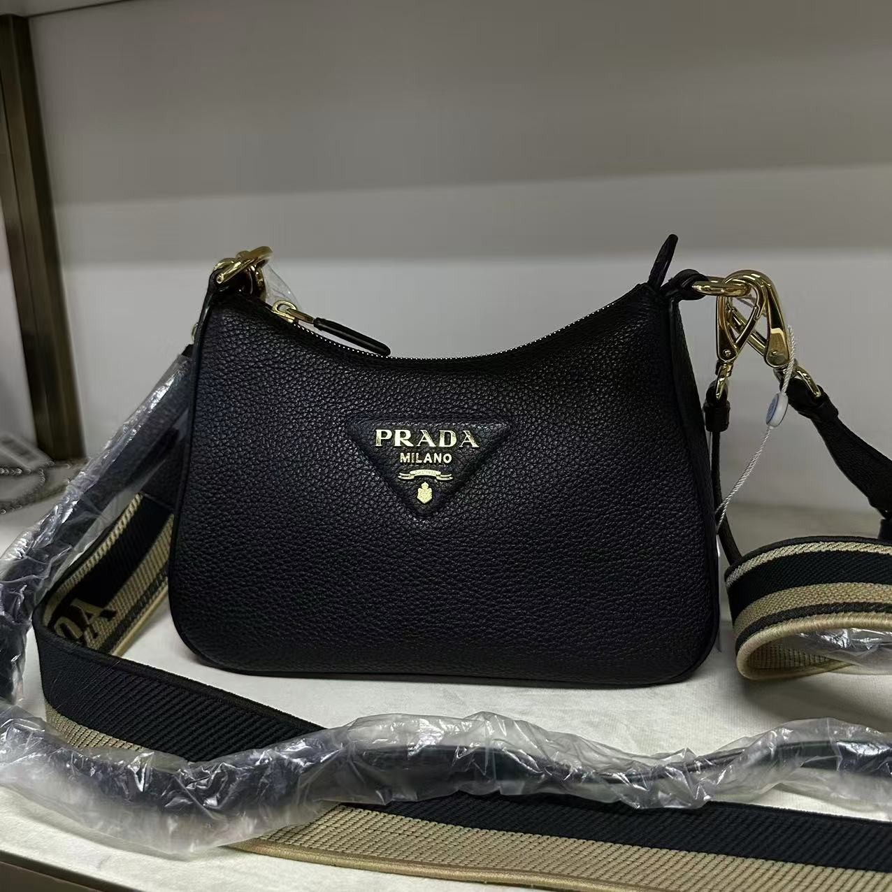 95新 Prada/普拉达 乱乱子中古/女士/单肩包/102972