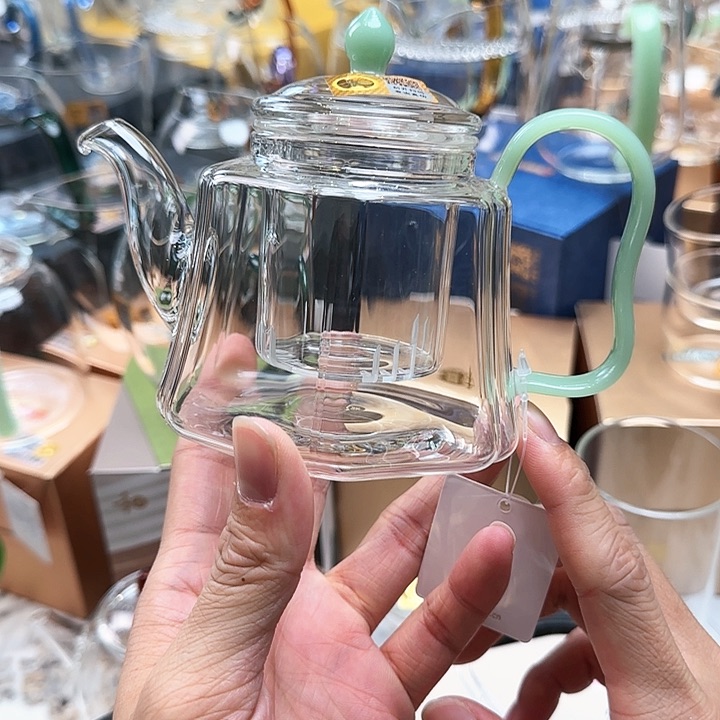 禾器浅玉色锦瑞壶