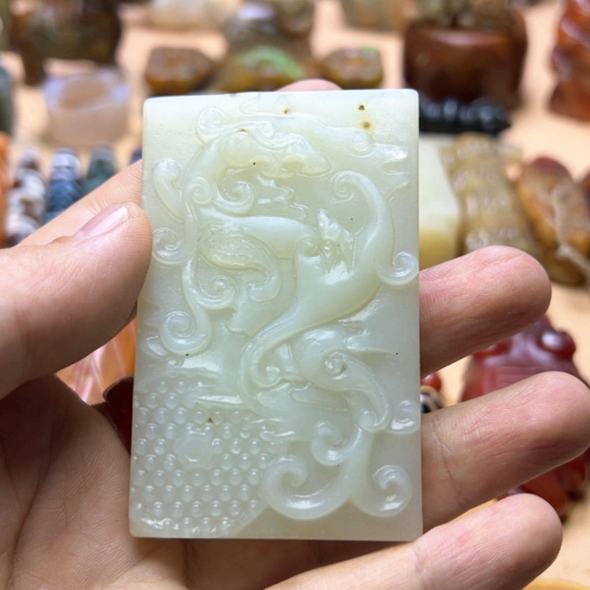 【闪购商品】蛇纹石玉颈饰未镶嵌
