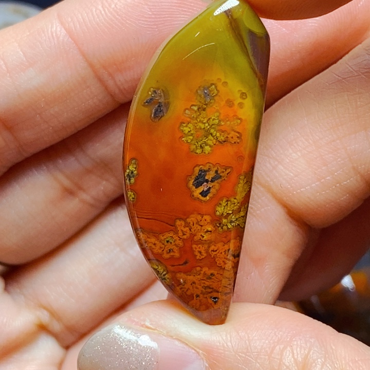 玛瑙/玉髓颈饰未镶嵌用****0