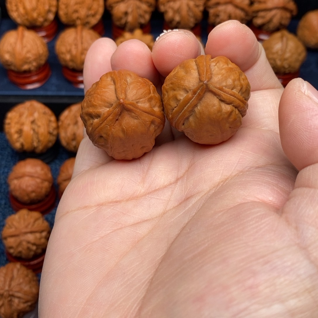 文玩核桃把件@***?手捻