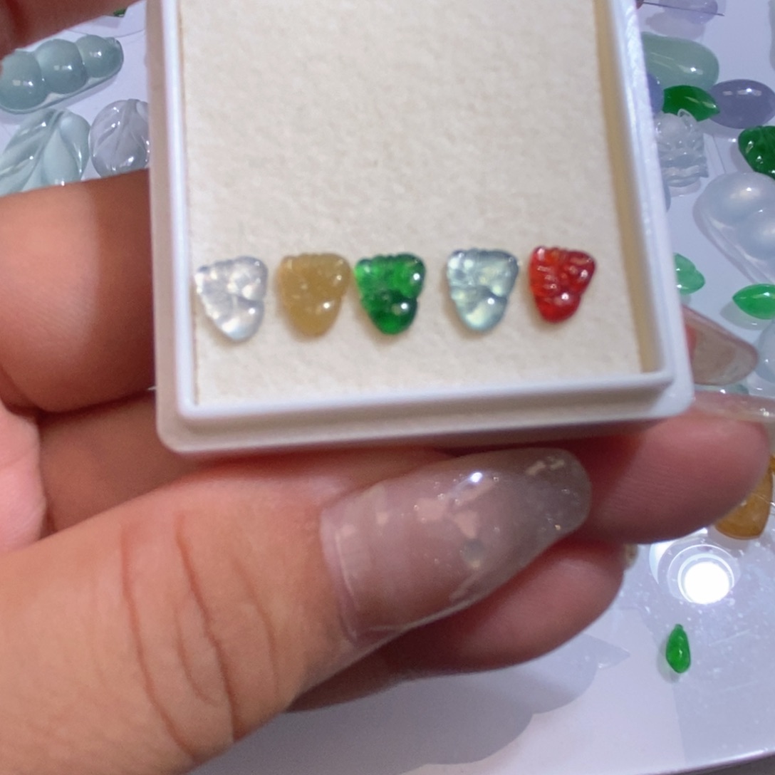 未镶嵌定制翡翠翡翠