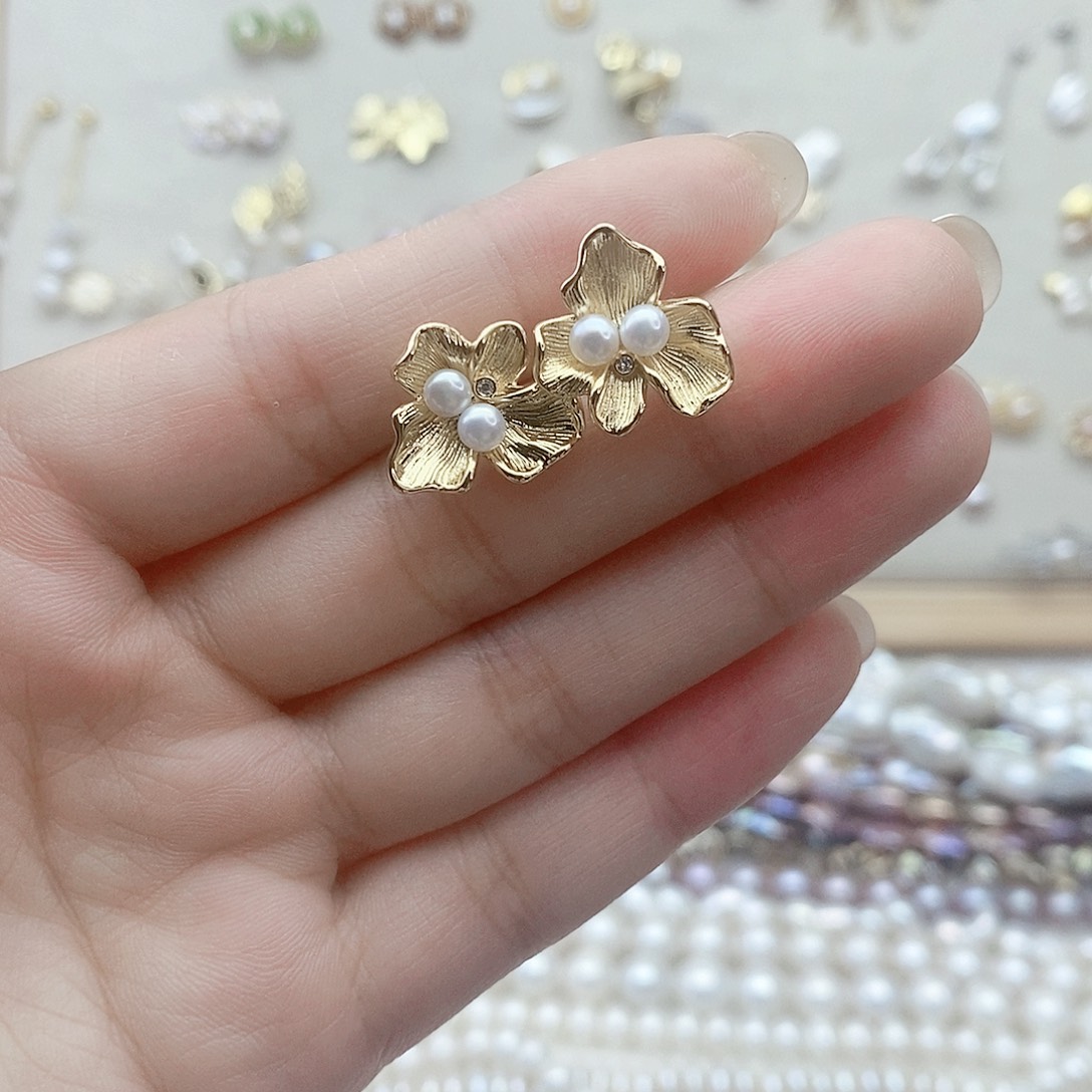 未镶嵌淡水珍珠耳饰