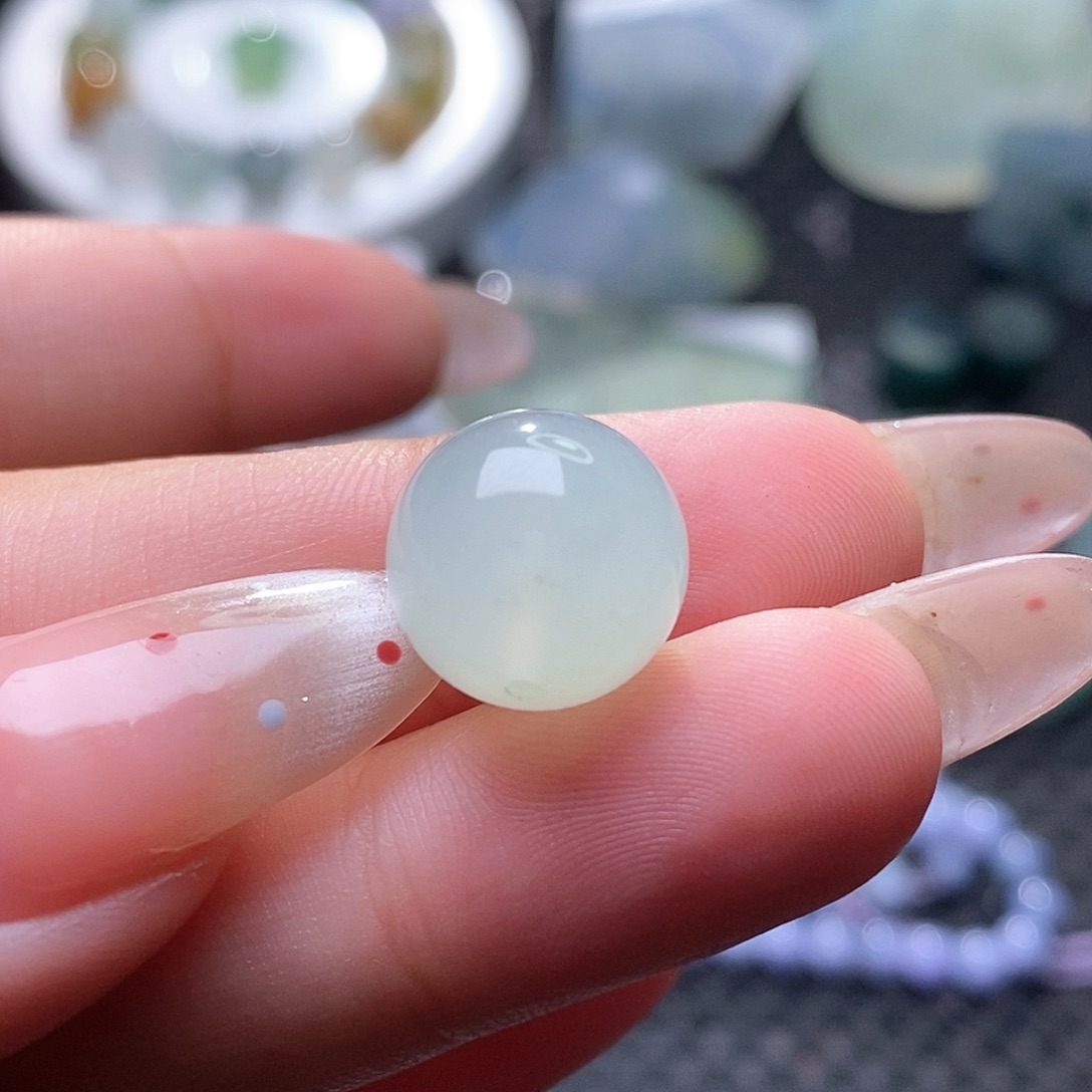 定制翡翠未镶嵌卡13珠子