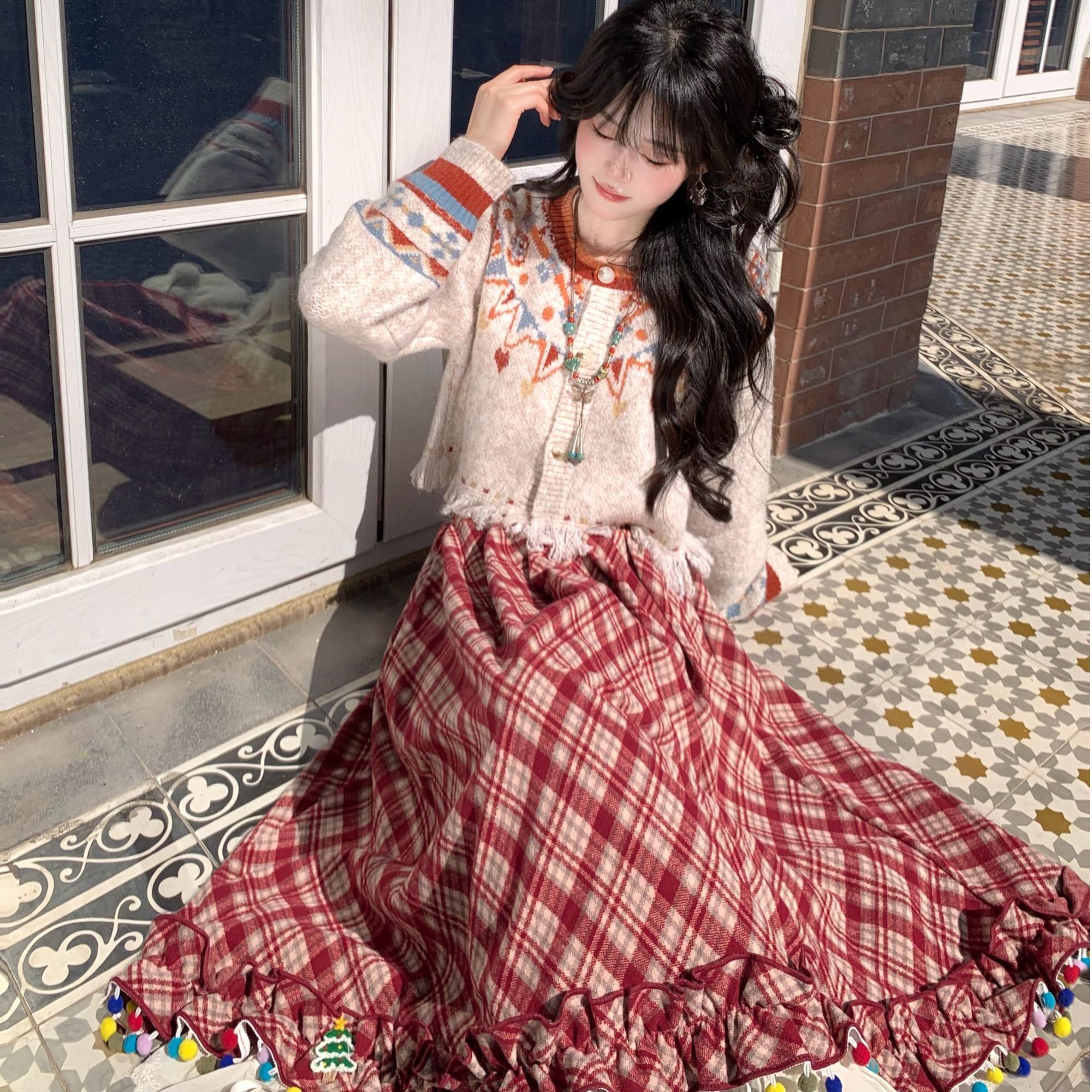 Blovelan大漠彩绘 民族风撞色保暖毛衣＋多巴胺格纹彩球半裙套装