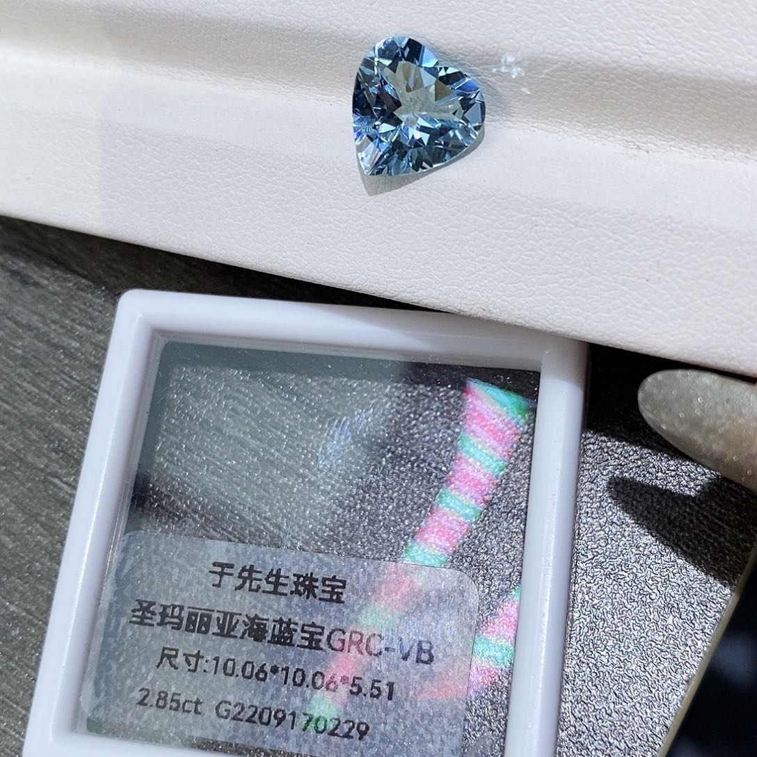 海蓝宝石裸石未镶嵌天然圣玛利亚2.85克拉